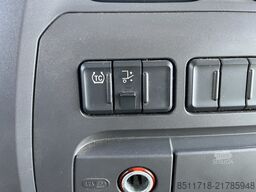 DAF LF 230 FA Lift - Air/Co - 104.662 Kms