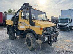 Unimog U 1000 427/10 Kran Hiab 090 KM: 8.600