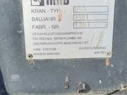 Unimog U 1000  427/10 Kran Hiab 090 KM: 8.600
