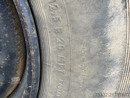 Unimog U 1000  427/10 Kran Hiab 090 KM: 8.600