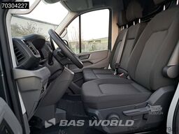 Volkswagen Crafter 177pk Automatik 180PS AHK L4H3 ACC LED ...