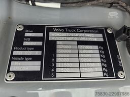 Volvo FH 500 8x2 / HMF 70 tm CRANE + JUMBO TRAILER