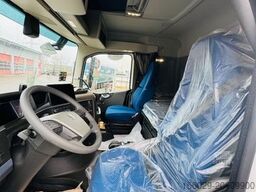 VOLVO FH 500 8x4 Kran F710 RA2.27 Jib & Winde Sofort