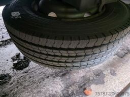 IVECO 80-220 Eurocargo, Gardine, ladebordwand