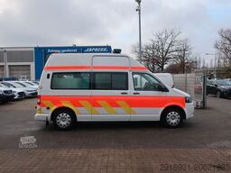 VOLKSWAGEN T5 Transporter Hochdach lang/KTW/Klima/FN: 26