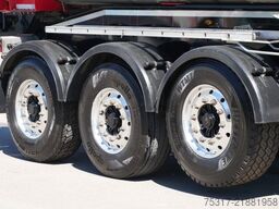 SCHWARZMÜLLER HARDOX MULDE / THERMO /25m³ 5 mm BPW /ALUFELGEN