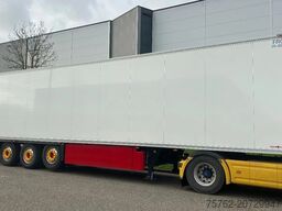 Schmitz Cargobull Multitemp , low hour , tussenschot , bloemenbreed