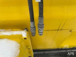 Vama salt/sand spreader. Lightly used!