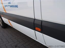 MERCEDES-BENZ Nr. 8 Sprinter Kombi 311CDI / 2.Hand / AHK
