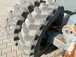 LIEBHERR A918 Compact Mobilbagger *10.886 Std.