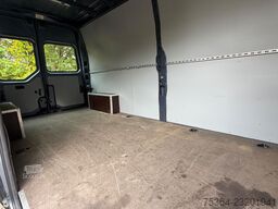 RENAULT Master 2,3 Dci Kasten L3H2 9.000 km Wie Neu!!