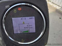 Claas TORION 530