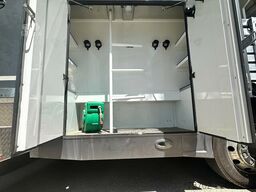 Clean Mat Trucks B.V. Clean Mat Trucks B.V. Clean Mat Trucks B.V.