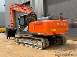 Hitachi ZX210LC-6