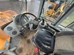 Hyundai HL757-7