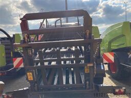 CLAAS Quadrant 5200 FC Evolution