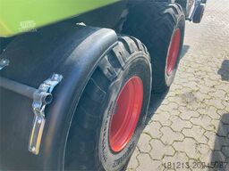 CLAAS Quadrant 5200 FC Evolution