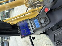 Komatsu PC210LCi-10