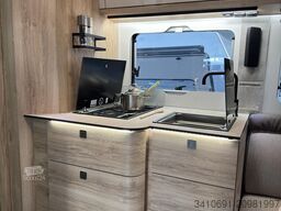 EURAMOBIL Integra Line IL 720 EF 2 x Mondial+ Design Paket