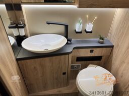 EURAMOBIL Integra Line IL 720 EF 2 x Mondial+ Design Paket