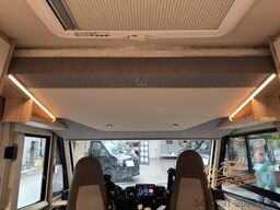 EURAMOBIL Integra Line IL 720 EF 2 x Mondial+ Design Paket
