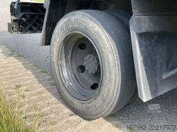Mercedes-Benz 4x2 809D