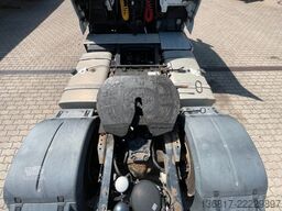 MAN TGX 18.440 XXL Mega LL höhenverstellbare Sattelp