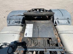 MAN TGX 18.440 XXL Mega LL höhenverstellbare Sattelp