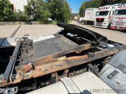 MAN TGX 18.440 XXL Mega LL höhenverstellbare Sattelp