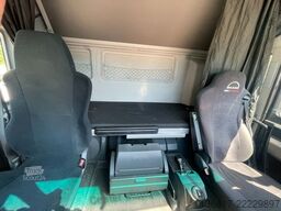 MAN TGX 18.440 XXL Mega LL höhenverstellbare Sattelp