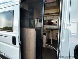 PÖSSL Summit 600 Plus Markise Solar Navi AHK