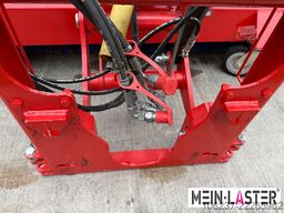 UNIMOG Dücker FKM 2400 Kehrmaschine mit 2?x Wassertank