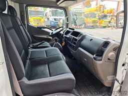 Nissan Cabstar 35.12 NT400 Ruthmann TBR 220.1