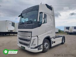 VOLVO FH 500 XL i-ParkCool ACC Side Skirts