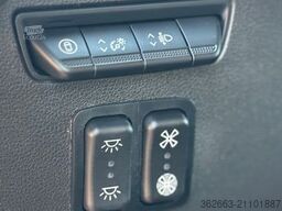 RENAULT Master ZF 9-GANG AUTOM. 2025er STX, 3-Haras