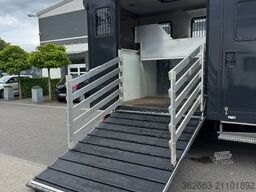 MERCEDES-BENZ Sprinter 3L V6,2-Pferdetransporter m.kl. Wohnung