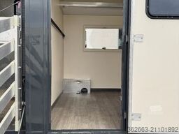 MERCEDES-BENZ Sprinter 3L V6,2-Pferdetransporter m.kl. Wohnung