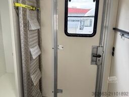 MERCEDES-BENZ Sprinter 3L V6,2-Pferdetransporter m.kl. Wohnung