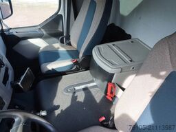 Volvo FL 250 FL 250 Bakwagen + Klep 2.000 kg Euro 6