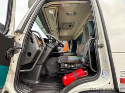 Volvo FM 330 4x2 PK 12002 / PLATFORM L=7509 mm