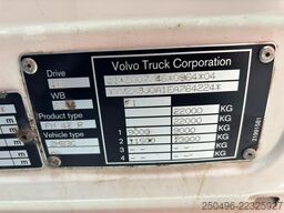Volvo FM 330 4x2 PK 12002 / PLATFORM L=7509 mm