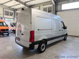MERCEDES-BENZ Sprinter III FWD 215CDI*KLIMA*R.CAM*APPLECARPLAY