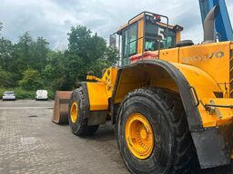 Volvo Volvo 220F