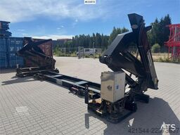 Hammar 140B Sideloader – One Lifting Arm Replaced in 2021