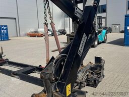 Hammar 140B Sideloader – One Lifting Arm Replaced in 2021