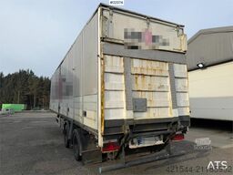  HDR semi-trailer, repair object with a full side o