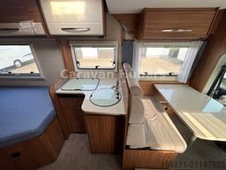 CARADO T 348 - Hub/Festbett - Klima - Garage -