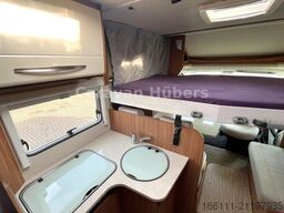 CARADO T 348 - Hub/Festbett - Klima - Garage -