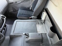 Mercedes-Benz Atego  818 L ThermoKingV-800 MAX seitliche Treppe