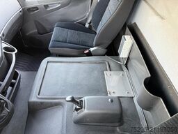 Mercedes-Benz Atego  818 L ThermoKingV-800 MAX seitliche Treppe